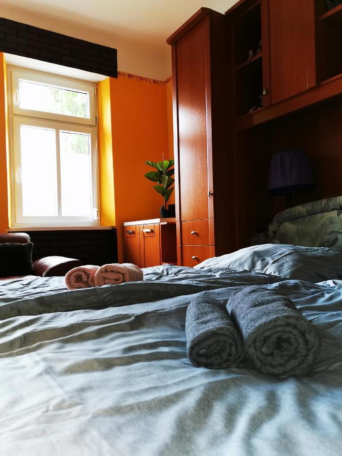 Lehel Apartman Кестели Екстериор снимка